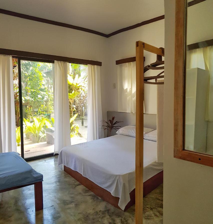 Higala Hostel Siargao General Luna  Buitenkant foto