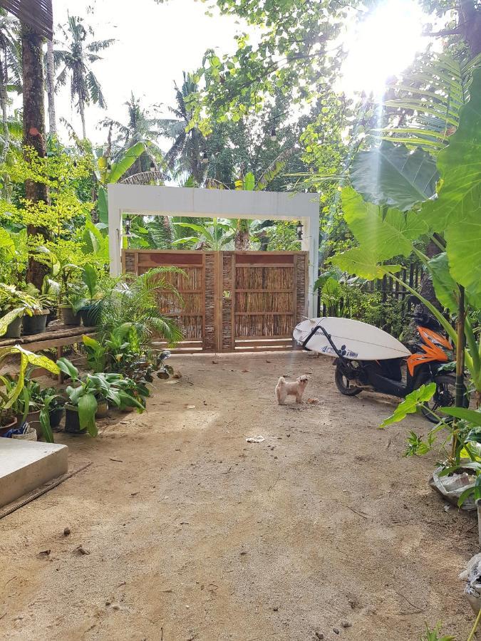 Higala Hostel Siargao General Luna  Buitenkant foto